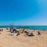 Orbiplaya 2 公寓 *
